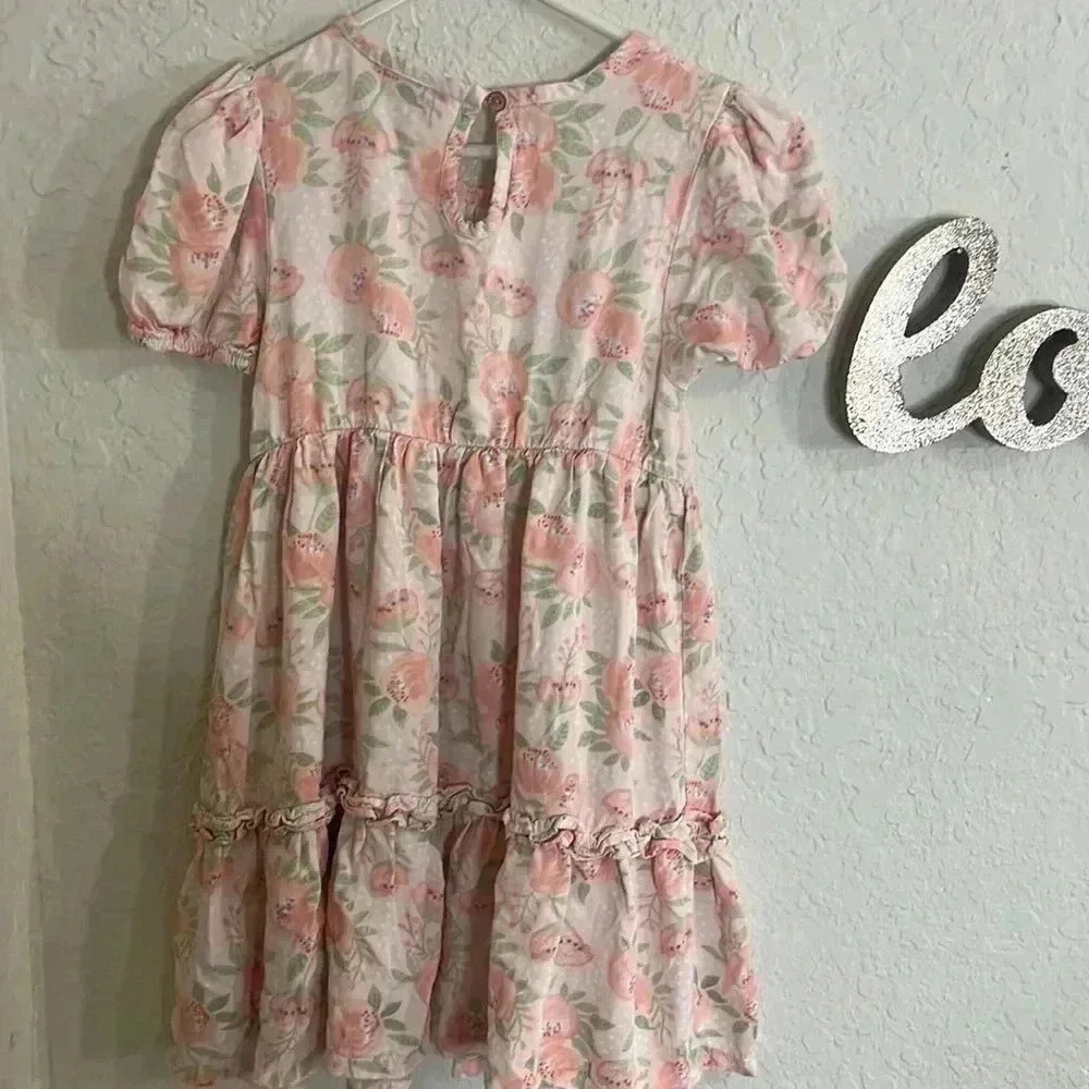 Vince camuto flower dress size 7